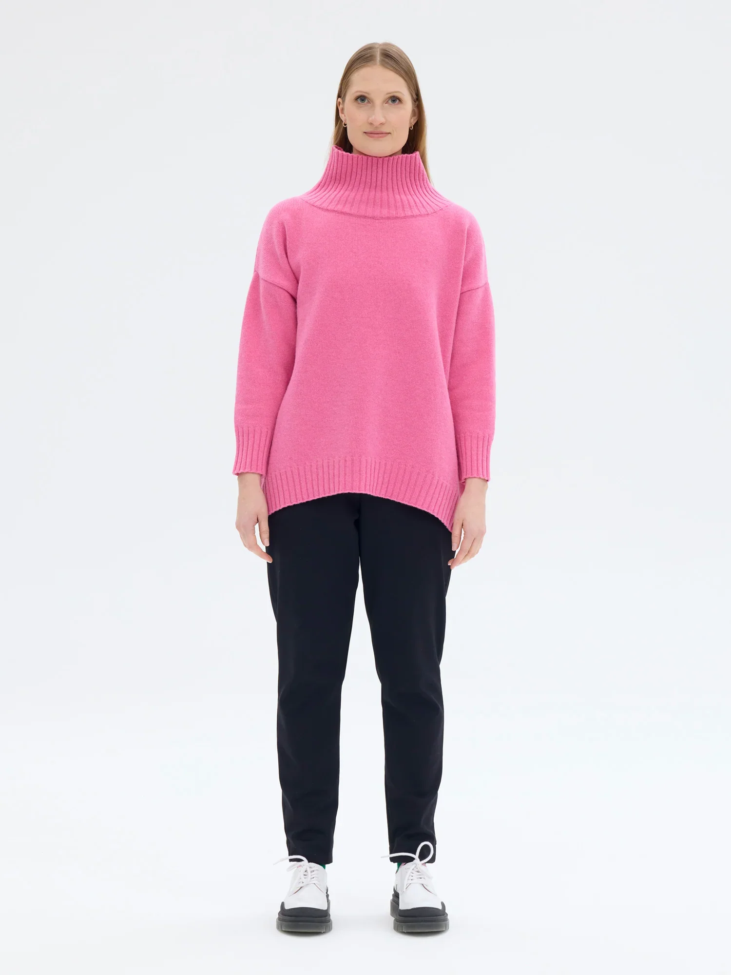 Mila Villaneulepaita, Pinkki - Image 3