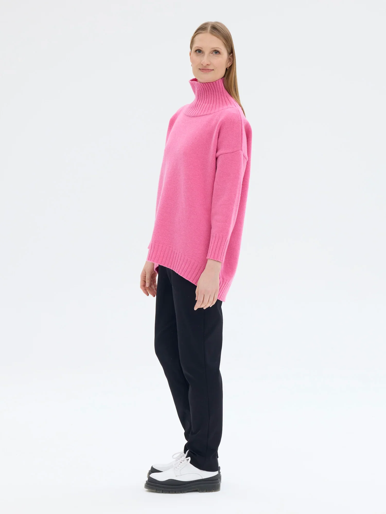 Mila Villaneulepaita, Pinkki - Image 4